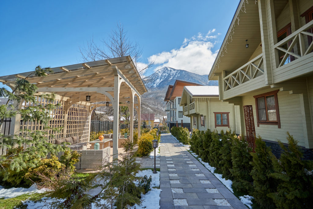 Отель Hills Polyana Hotel в Ялте