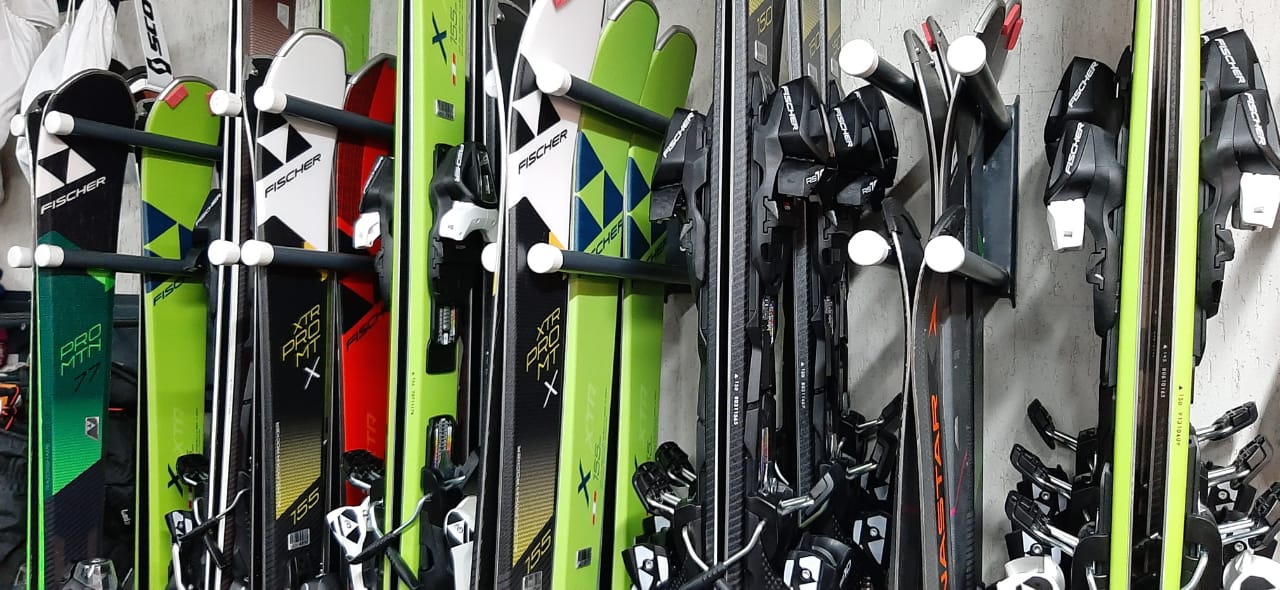 Прокат горных лыж в Ялте