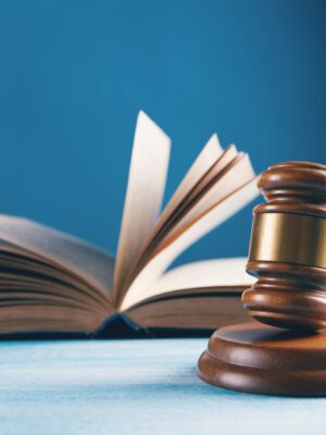 Зарабатывайте с нашей партнерской программой в категории Юридические услуги Зарабатывайте с нашей партнерской программой в категории Юридические услуги